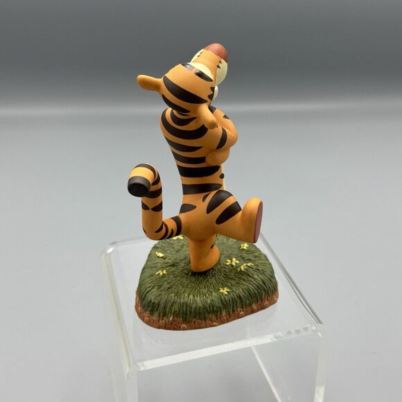Vtg Disney Pooh and Friends Winnie the Pooh Tigger Figurine You’re Huggeriffic - Picture 6 of 14